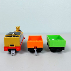 Thomas & Friends Trackmaster Royal King Thomas Monkey Mania Mattel