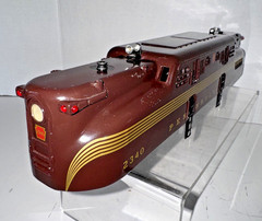 LIONEL MODERN # 2340 GG-1 ELECTRIC LOCOMOTIVE TUSCAN 5 STRIPE SHELL/BODY ONLY