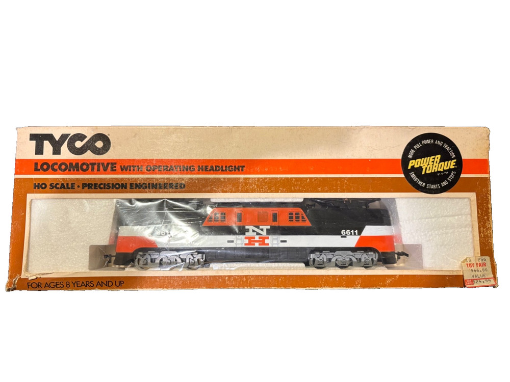 Tyco 251-28 GG-1 Electric Locomotive New Haven 6611 HO Scale Power Torque HO VGC