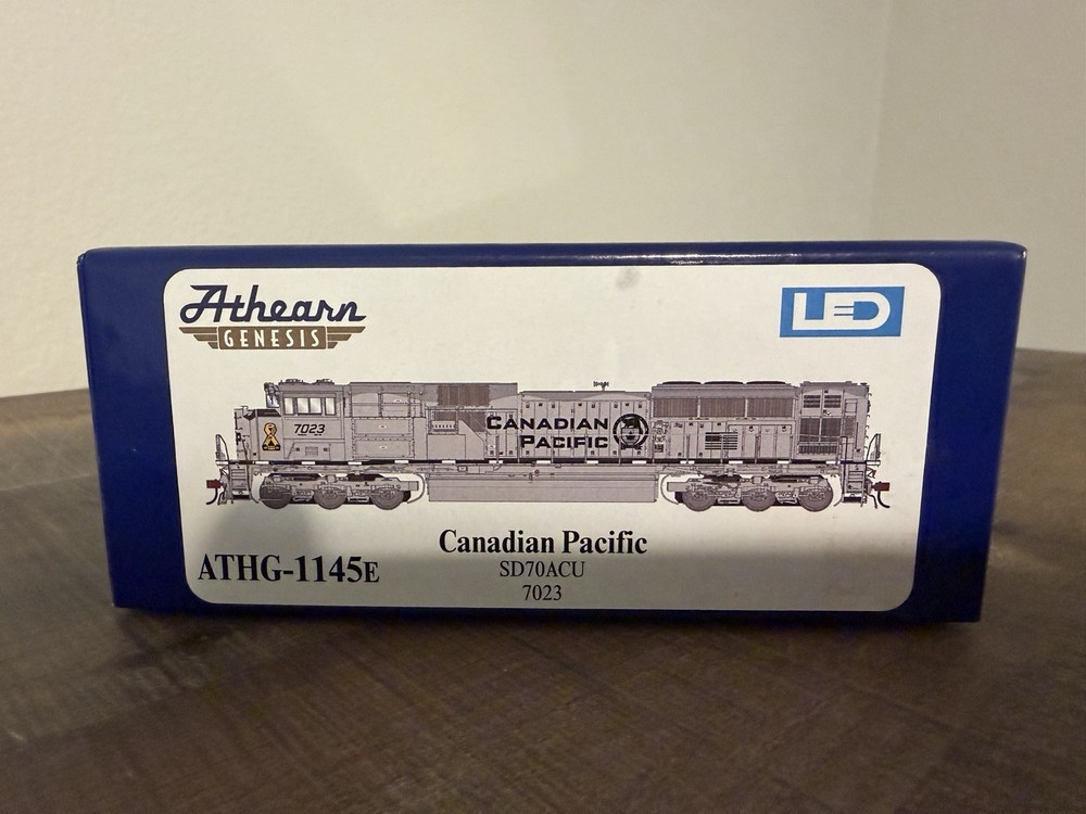 Athearn Genesis Canadian Pacific SD70ACU CP #7023 Special Military DC