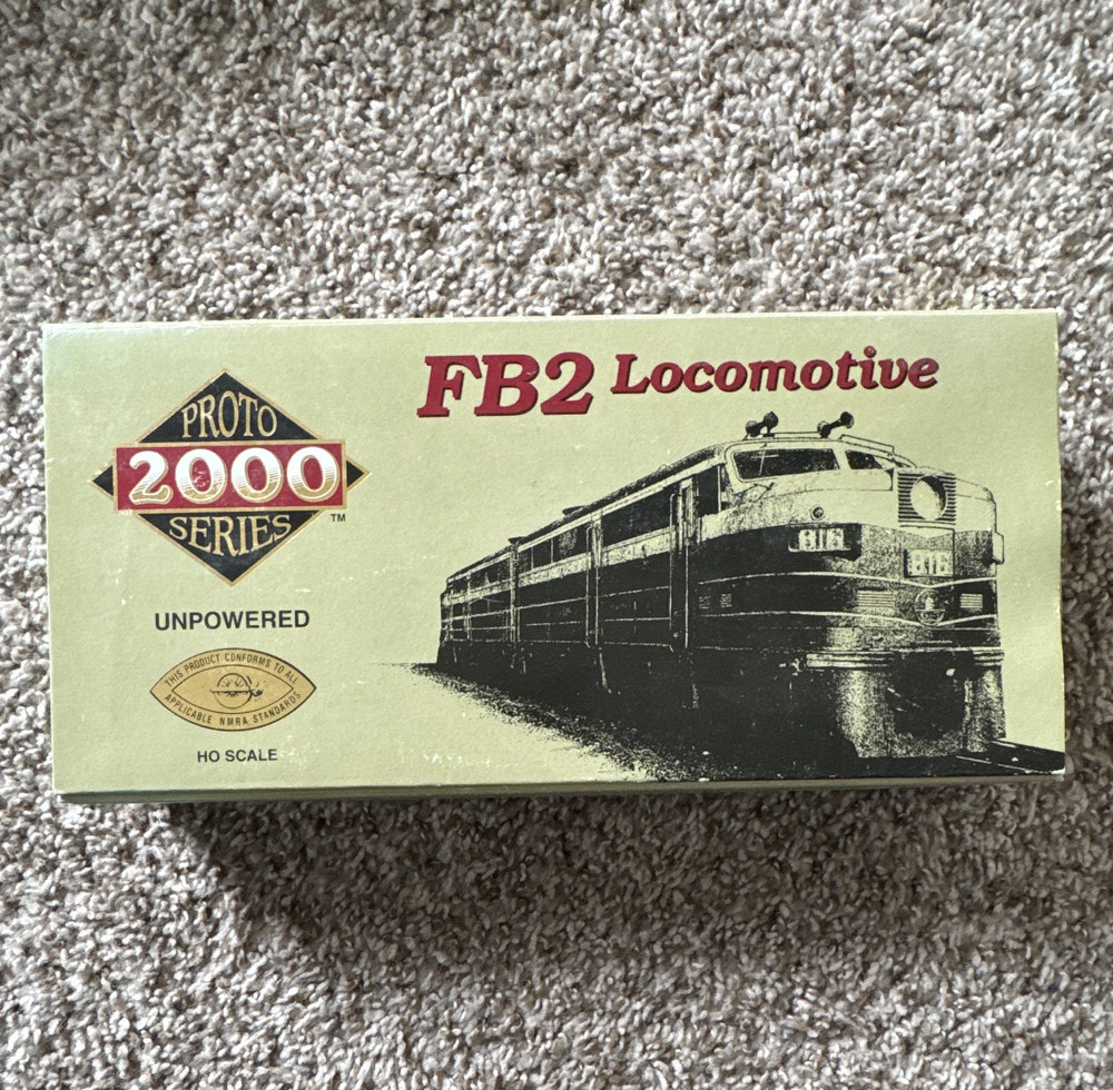 PROTO 2000 FB2 Diesel Locomotive HO Lehigh Valley Unpowered Analog Maroon