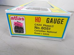 ATLAS/KATO # 8051 ~ CANADIAN NATIONAL C424 POWERED LOCOMOTIVE # 3205 ~HO SCALE
