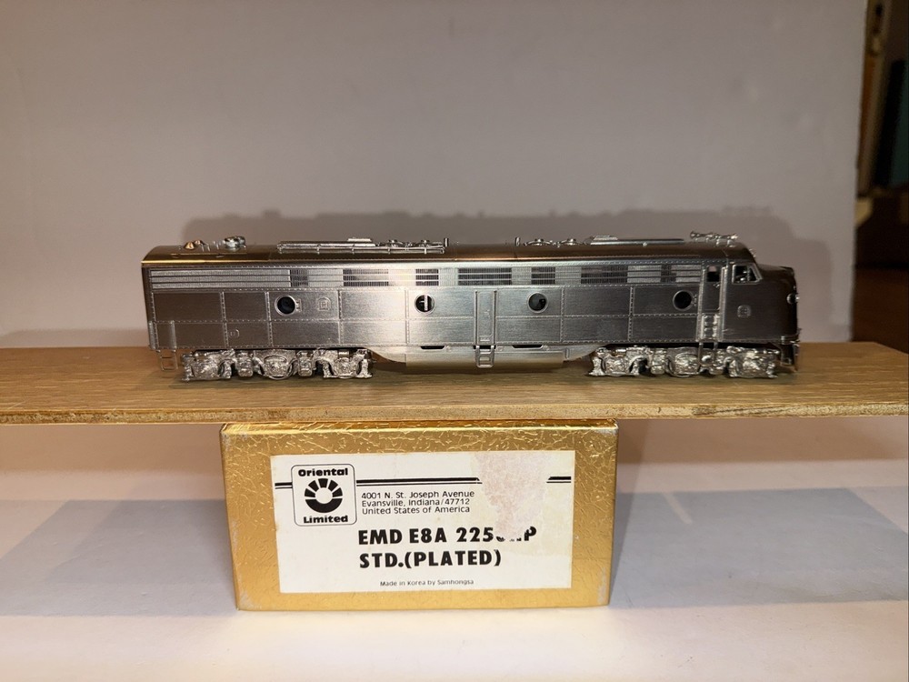 READ HO Oriental Limited EMD E-8A 2250 HP (Std.) Plated