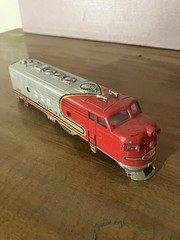 HO Santa Fe Diesel Locomotive Body Shell Red Silver Yellow Black