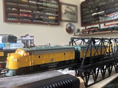 Athearn HO C&NW F7A Powered + Dual F7B B-Unit Dummy Consist Lot 80392 Chicago NW