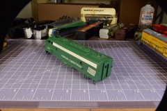 HO SHELL Penn Centra F series Locomotive, no front rungs SH3