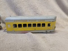 American Flyer Prewar Hiawatha Streamliner Lot of 4 Untested Yellow Gray