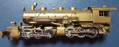 UNITED SCALE MODELS HO 2-6-6-0 LOCOMOTIVE & TENDER