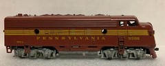 HO Scale Bachmann F7-A Pennsylvania Powered Diesel Locomotive 9506