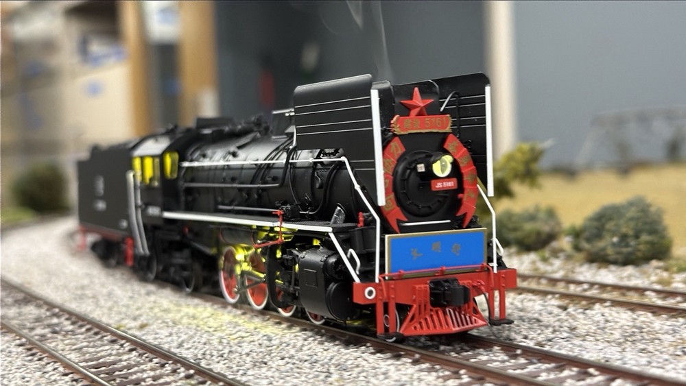 HO Scale China Railway JS Steam Locomotive DCC Esu Loksound And Smoke