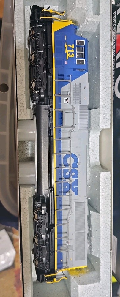 KATO HO EMD SD70MAC Cab Head light 37-6407 CSX #713 NEW!