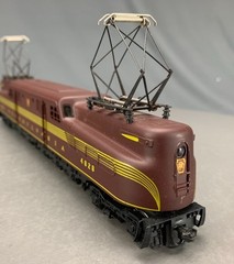 HO IHC Mehano GG1 Electric Locomotive PRR #4828 Tuscan 5 Stripe LNIB! HO8594