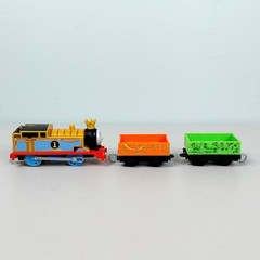 Thomas & Friends Trackmaster Royal King Thomas Monkey Mania Mattel