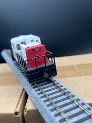 HO AHM Soo Line Center Cab Switcher 714 Diesel Locomotive Mehano