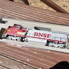 Atlas n scale – 8–40 BW Diesel Locomotive BNSF 6359 HO 1:87 DC Analog