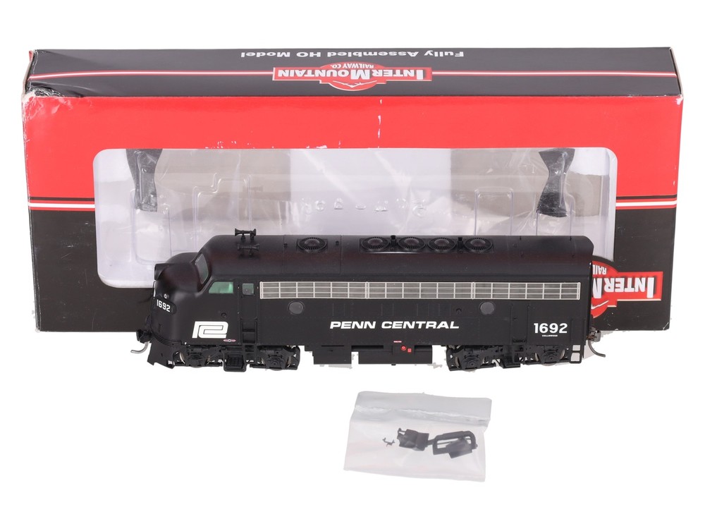 InterMountain 49082S-07 HO Penn Central EMD F7A #1692 EX/Box