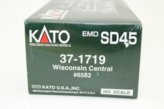 Kato HO WC Wisconsin Central SD45 Diesel Locomotive #6582 NOS 37-1719 DCC Ready