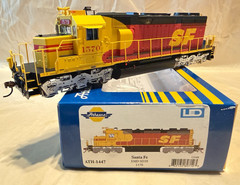 Athearn HO Scale Santa Fe Kodachrome SD30 DCC Ready