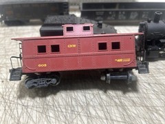 HO SCALE-(MACAO) STEAM ENGINE & Tender No. 2584 3 Cars & 24 pieces Of Track