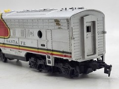 JUNK YARD SALE HO SCALE DIESEL ENGINE AND & BODIES, SANTA FE NO. 4015, VG Cond.
