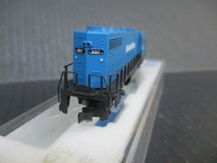 Kato Custom Boston & Maine GP38-2 #207 Video Runs Great N Scale B&M