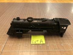 Lionel Train Diecast Metal 1110 Locomotive Engine Shell w/ Front trucks Lot A