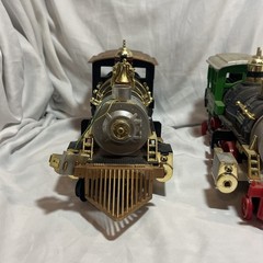 New Bright G Scale Battery Operated Locomotive LOT FOR PARTS Untested Christmas