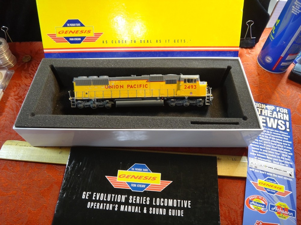 Vintage Genesis Athearn Union Pacific 2493 HO Locomotive G67380 w/ Sound SD60M