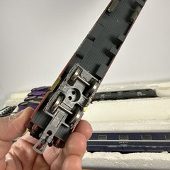 SBB CFF Electric Locomotive 10047 Green With Restaurant Car, Sleeping Car + More
