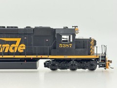 HO Scale Athearn RTR 86692 Rio Grande SD40T-2 Diesel Locomotive D&RGW #5387