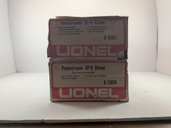 Lionel 6-8357 O Pennsylvania GP9 Diesel Locomotive and 6-8358 GP9 Dummy