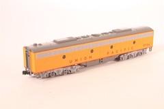 Kato N Scale Union Pacific EMD E9B 176-5353 New in Box