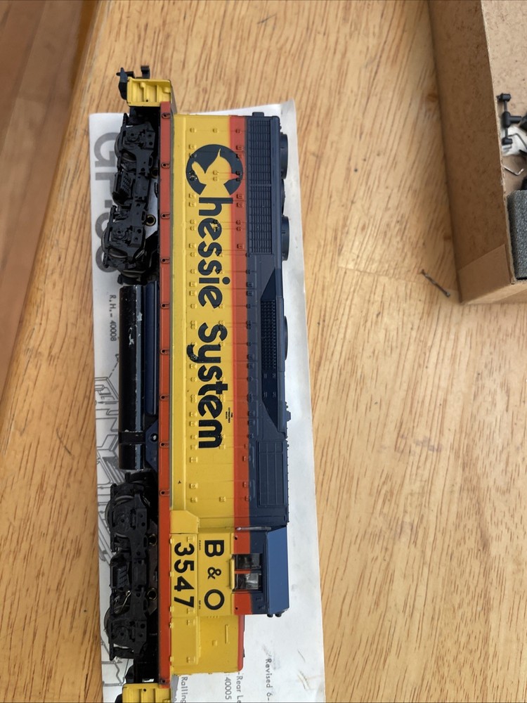 HO Scale Athearn GP35 B&O Chessie Systems #3547