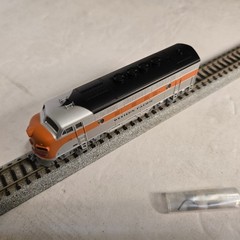 Kato 176-1203 N Scale Western Pacific EMD F3-A Loco. Runs.