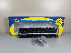 HO Athearn RTR DCC Ready Southern Railway SD45 High Hood #3126