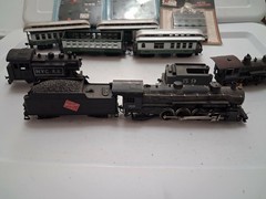 model train items. Unknown condition 3 engines and multiple cars