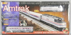 Rare VINTAGE MTH 30-4025-1 Amtrak Train Set, Complete, Ready to Run R-T-R *NEW*