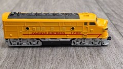 Vintage Pacific Express 1730 Pull Back Train Engine Diecast Toy HO Scale 6.5″