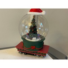 Lemax NORTH POLE RAILWAY Train Set Battery Operated Train Set Village