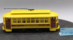 TYCO HO #214B HO Trolley Car Main Street 65 Yellow Burgundy