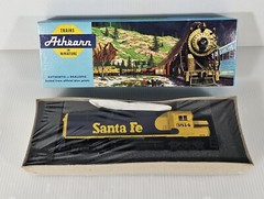 NEW Athearn HO GP-50 Santa Fe #3814 Dummy Locomotive Train (4681) NEW SEALED!