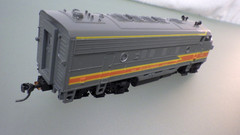 HO-Athearn F7A Powered Locomotive & Unpowered B-Unit MILWAUKEE ROAD * Runs Good