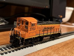 BNSF 3703 Custom Weathered HO SCALE Engine