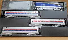 MTH Amtrak F59PH w/ Proto-Sound 2.0, and 3 Amfleet 60′ Passenger Cars