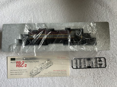 Kato HO Scale 37-2001 ALCO RS-2 Canadian Pacific CPR Maroon Grey LNIB Complete