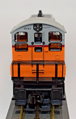 MTH RAILKING 3-RL O #1643 MILW MILWAUKEE ROAD SW-9 DIESEL SWITCHER PS2 30-2444-1