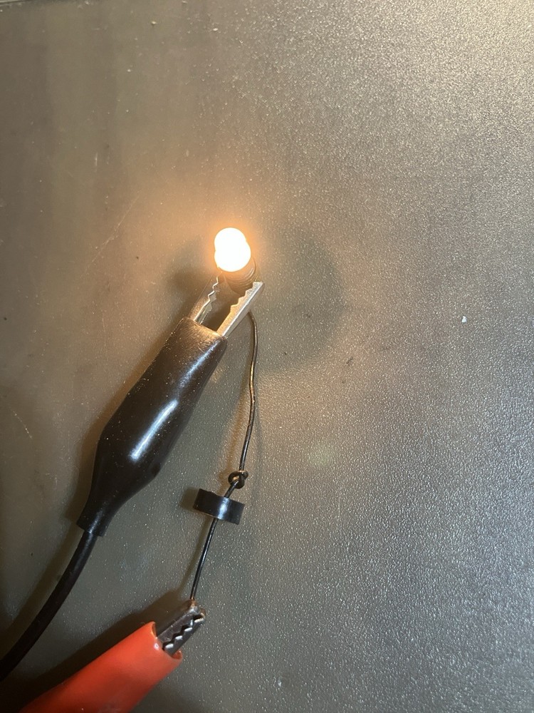 TYCO Mantua HO Steam Engine Headlight And Holder