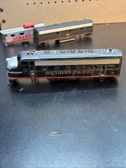 HO Gauge Model Diesel Locomotive Caboose Train Car Body Lot For Parts (5)