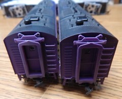 LIFE LIKE ACL A,B DIESEL ENGINE & 3 RIVAROSSI PASSENGER CARS NO BOX RUNS LQQK