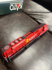 Kato 37-6351 HO Scale Canadian Pacific EMD SD90/43MAC Diesel Locomotive #9120 LN